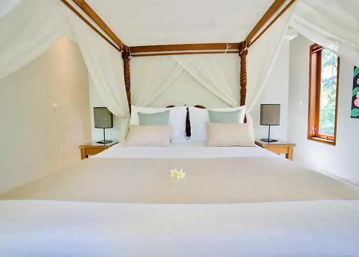 Poinciana Holiday park 3*
